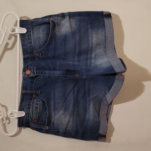 No Boundaries shorts